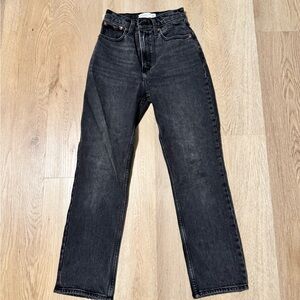 Abercrombie & Fitch The 90s ultra high rise straight jeans